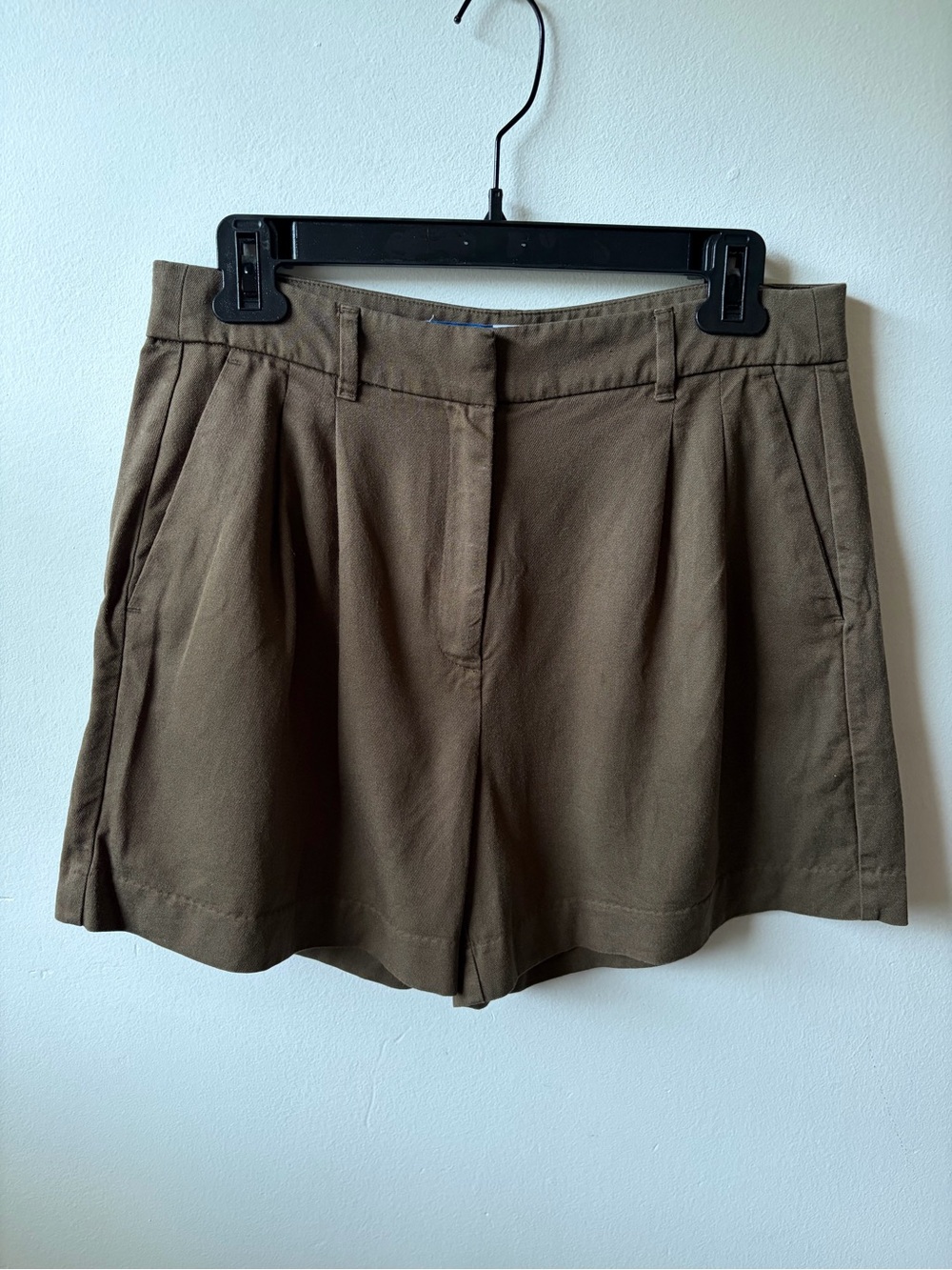 Old Navy Olive Brown High-Rise Pleated Women's Shorts